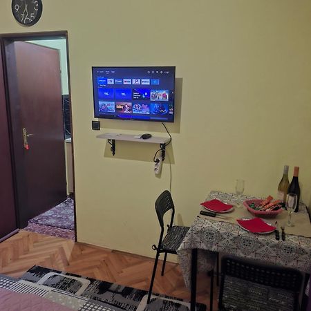 Barcelona Apartments Tivat Eksteriør bilde